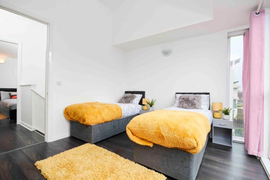 Dellehomes- Free Parking, Wfh, Family-Friendly Mánchester Exterior foto
