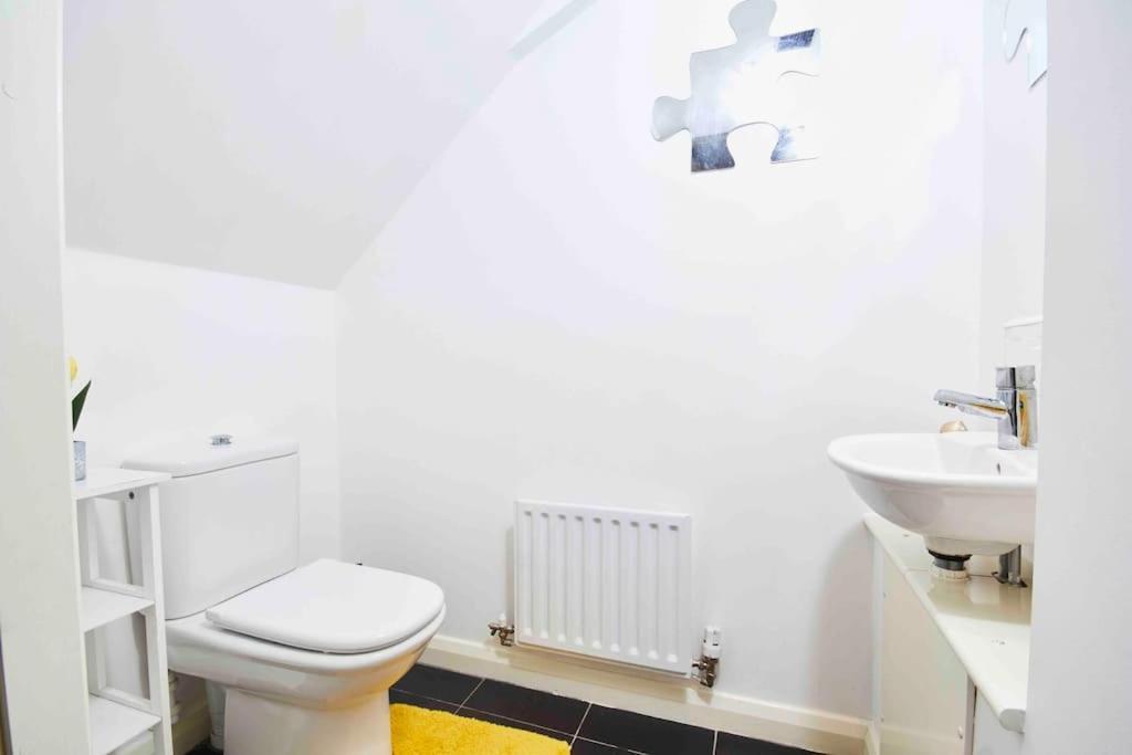 Dellehomes- Free Parking, Wfh, Family-Friendly Mánchester Exterior foto